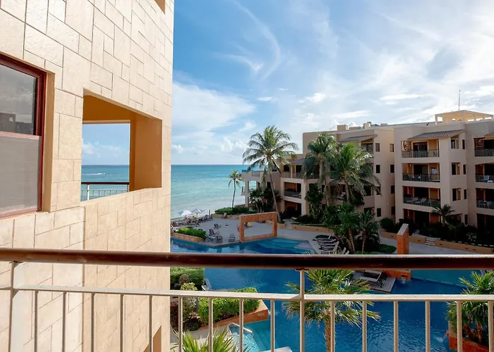 Oceanfront El Faro Surf 302