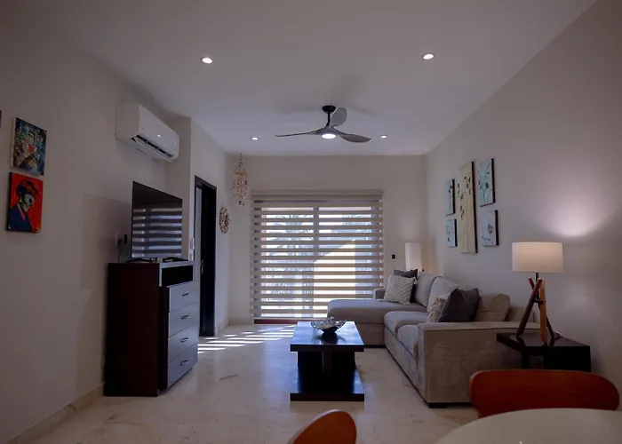 Oceanfront El Faro Surf 302 Apartment