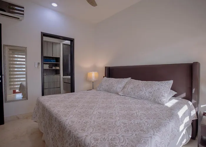 Oceanfront El Faro Surf 302 Apartment Playa del Carmen